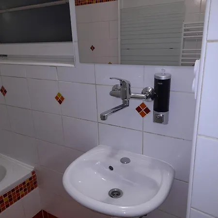 Vancurova Private Parking * Brno