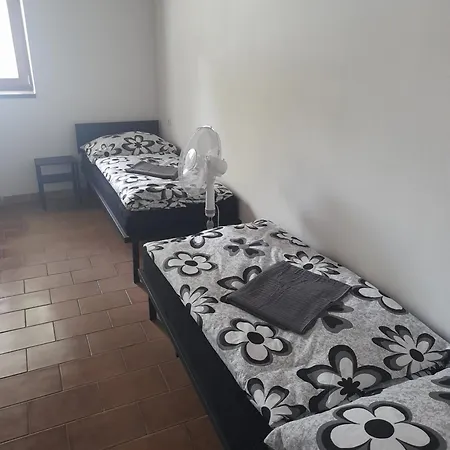 Vancurova Private Parking Brno